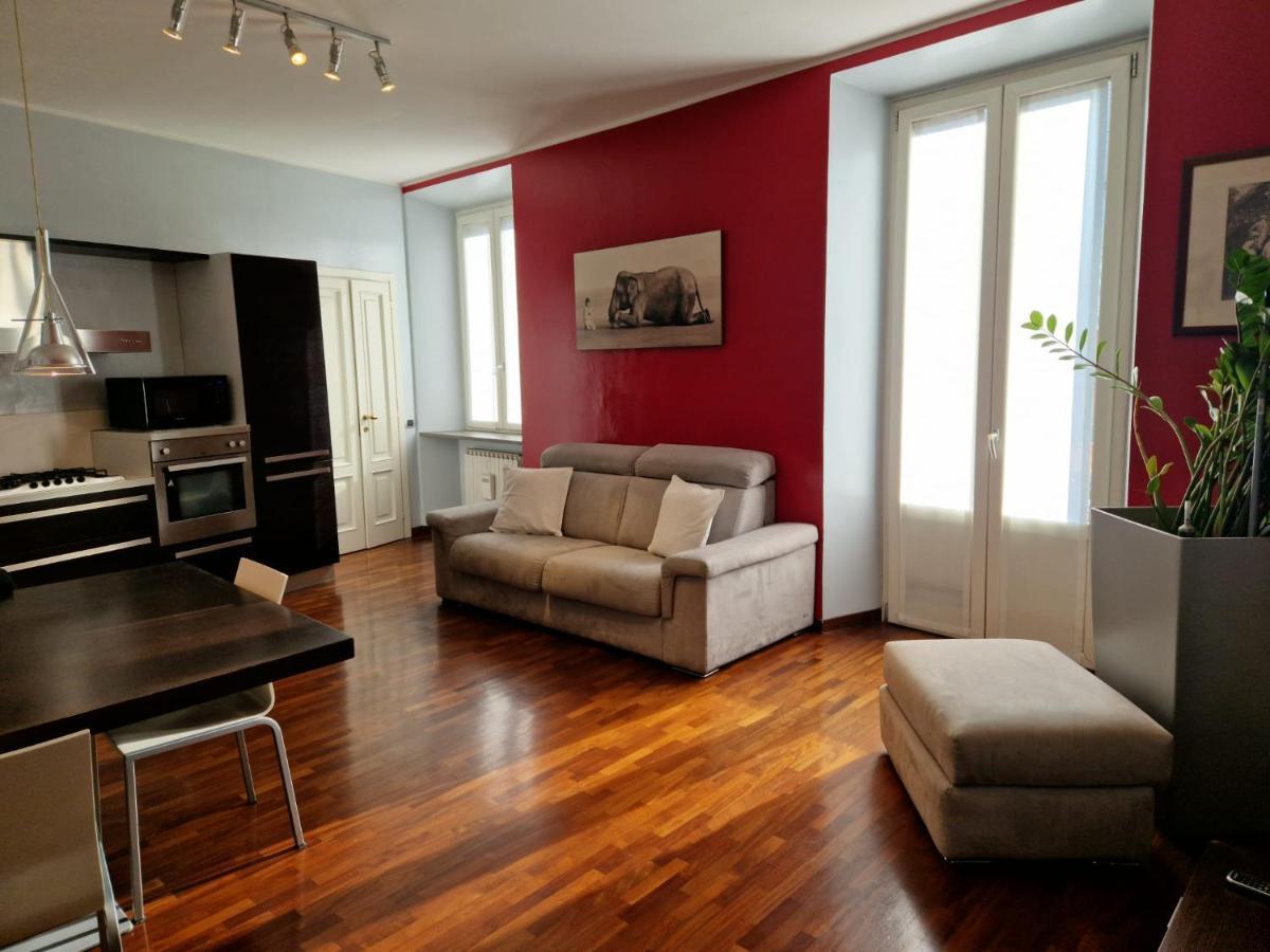 Cozy Flat Mins Walk To Navigli And Metro Porta Genova Lägenhet Milano Exteriör bild